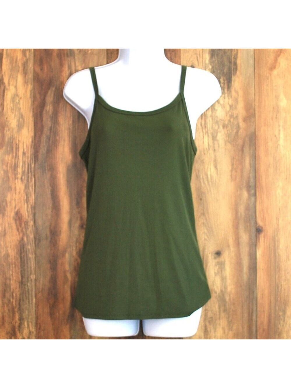 No Boundaries Women's Green Stretch Tank Top L